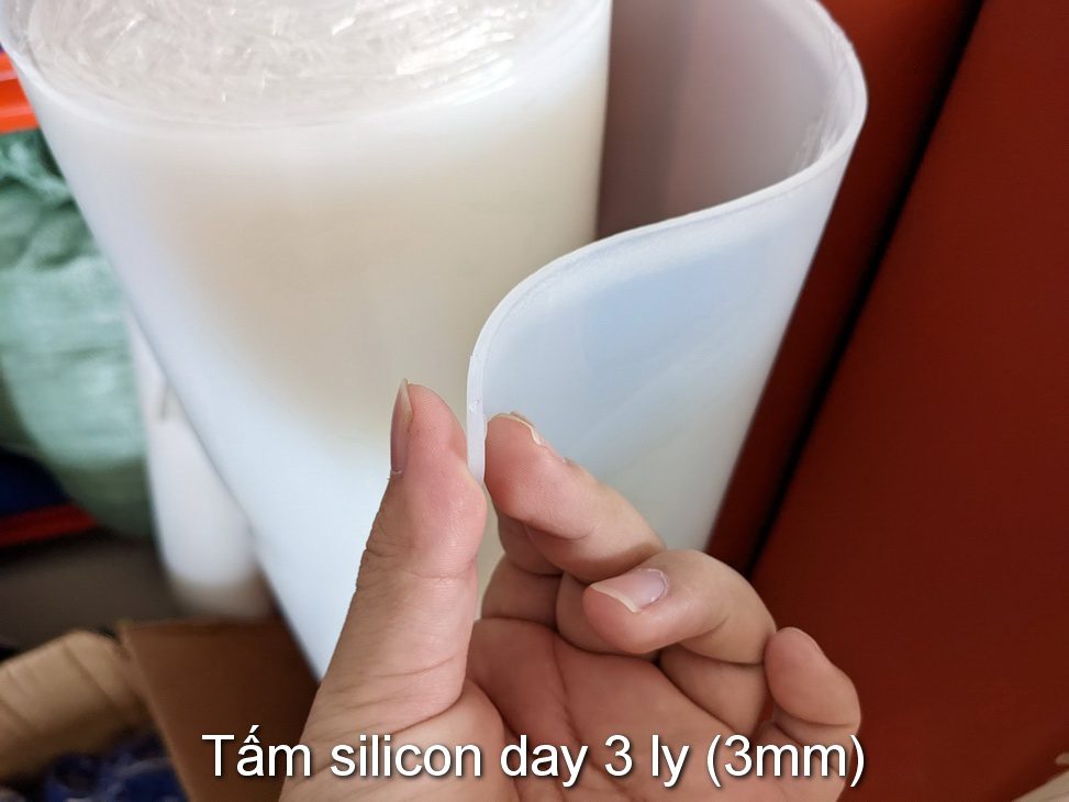Tam silicon day 3 ly (3mm) mau trang chiu nhiet