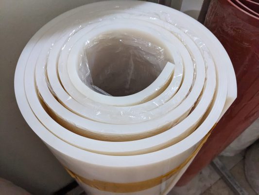 cao su cong nghiep 084